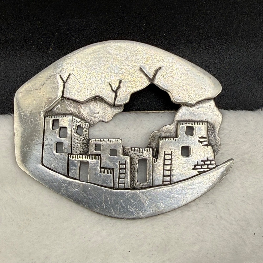 Vintage JJ Brooch Silver Pueblo Village Southwestern‎ 1988 Signed 2.5in